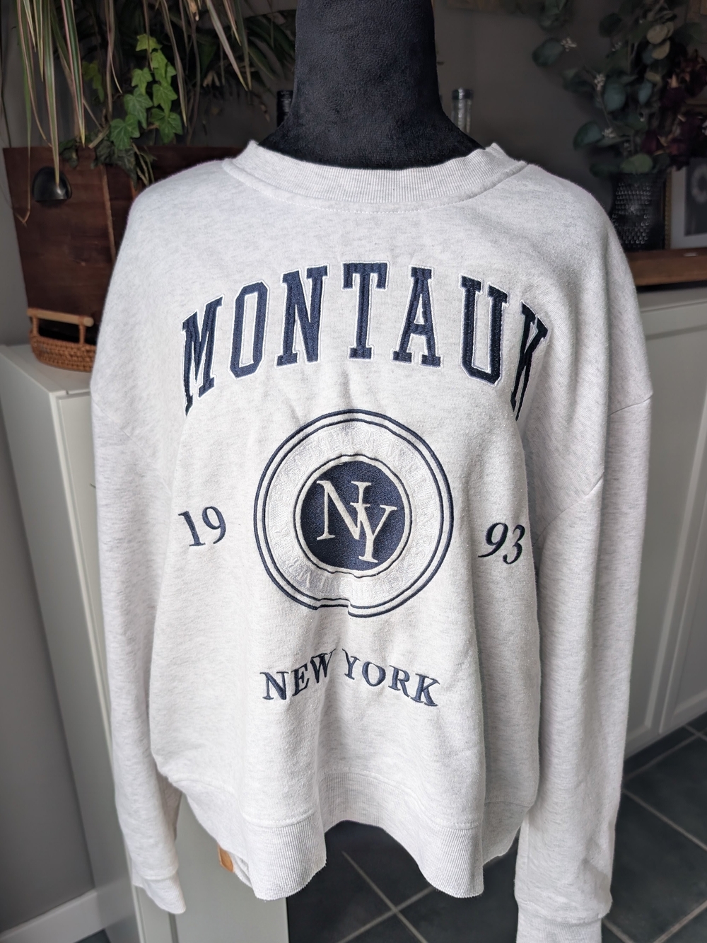New York Women's Crewneck Sweatshirt - Light Gray/Navy